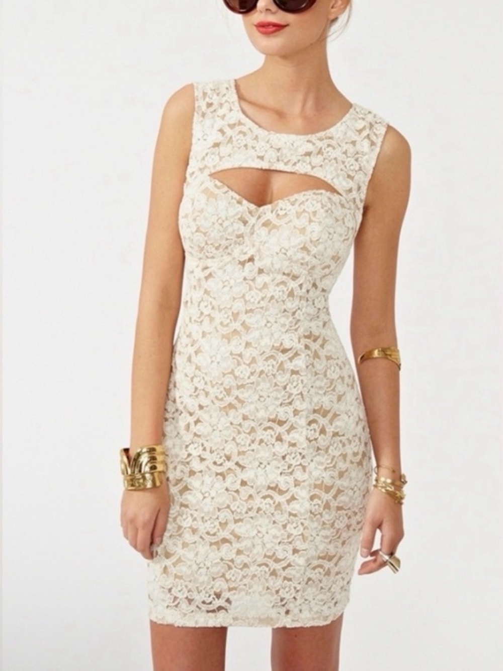 HOT MIAMI STYLES Cream Beige Mini Lace Wedding Guest Formal Cocktail Dress